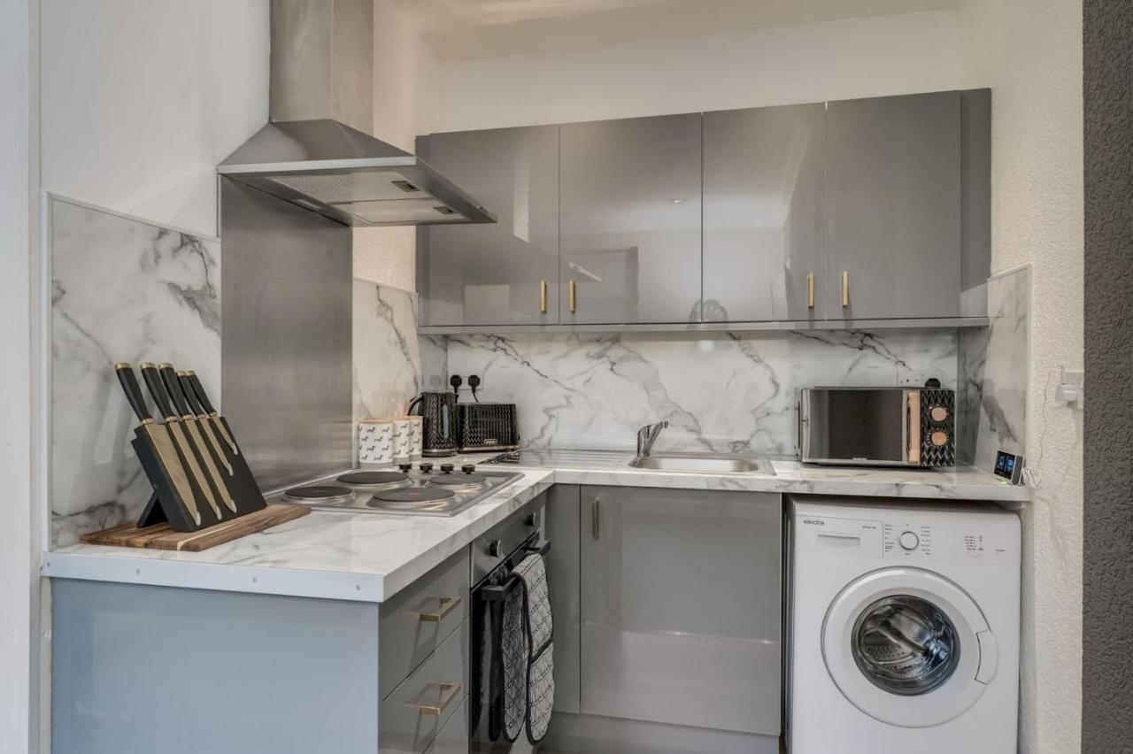 Ferienwohnung The Garden Flat, Loch Lomond Alexandria Exterior foto